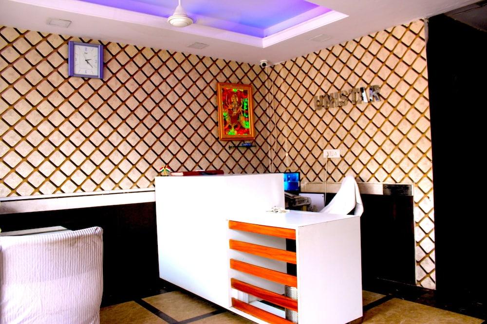 Hotel Unistar Нью-Делі Екстер'єр фото