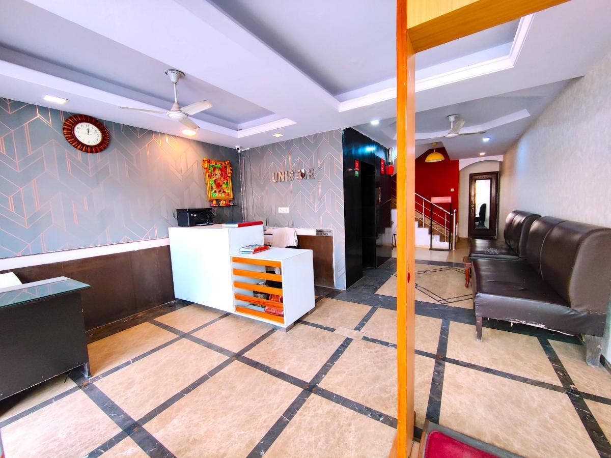Hotel Unistar Нью-Делі Екстер'єр фото