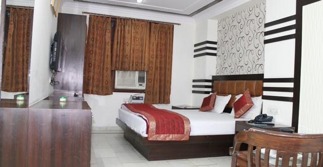 Hotel Unistar Нью-Делі Екстер'єр фото