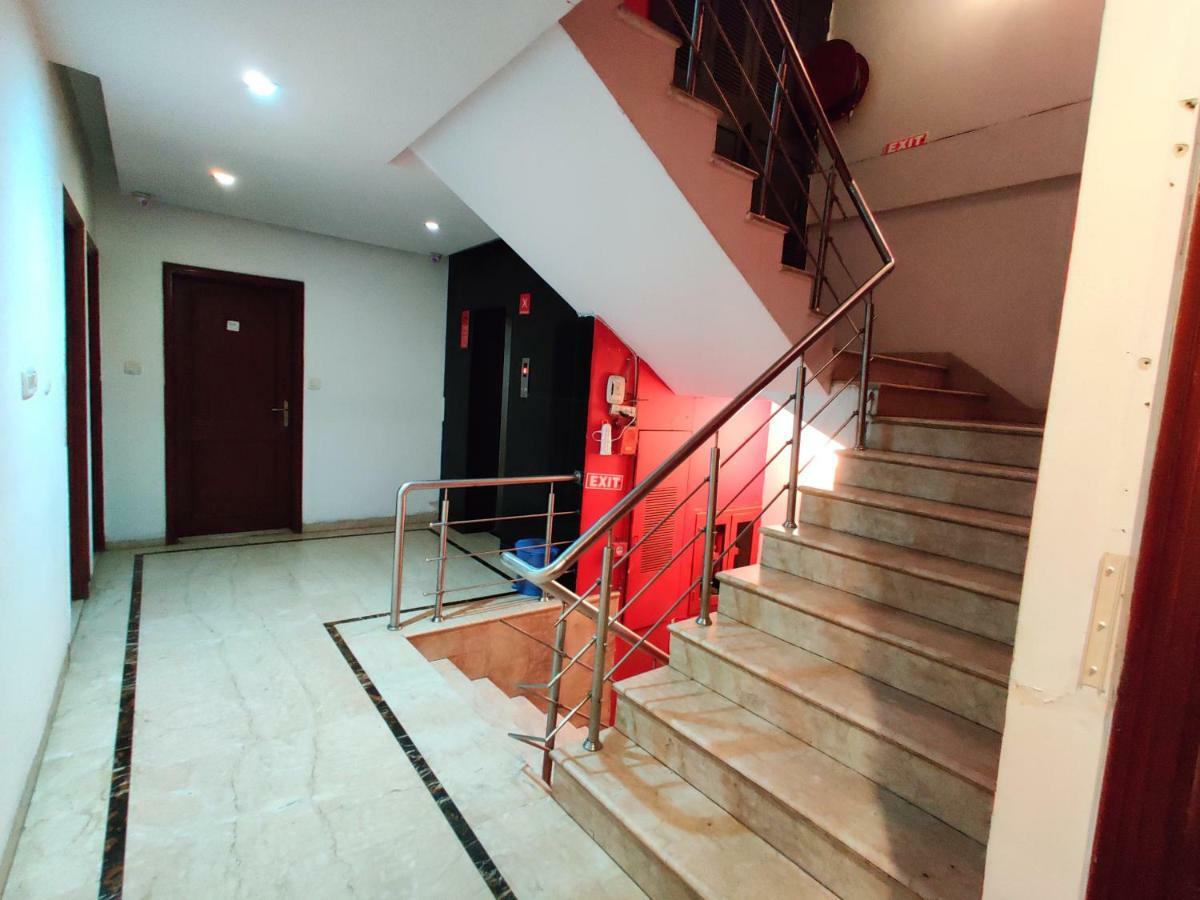 Hotel Unistar Нью-Делі Екстер'єр фото